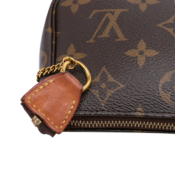 Pre-Loved Louis Vuitton Monogram Mini Pochette Accessoires - Picture 9 of 10